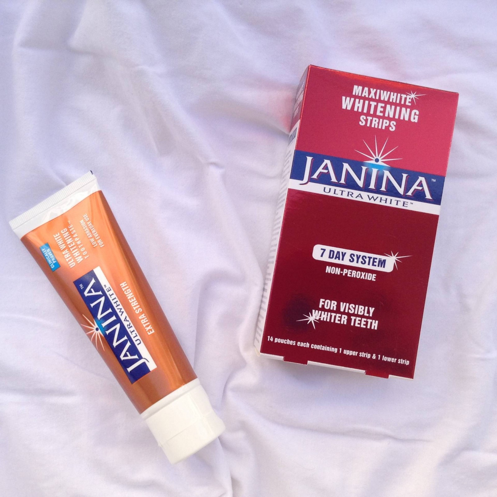 Ultra White & Bright Smile feat Janina